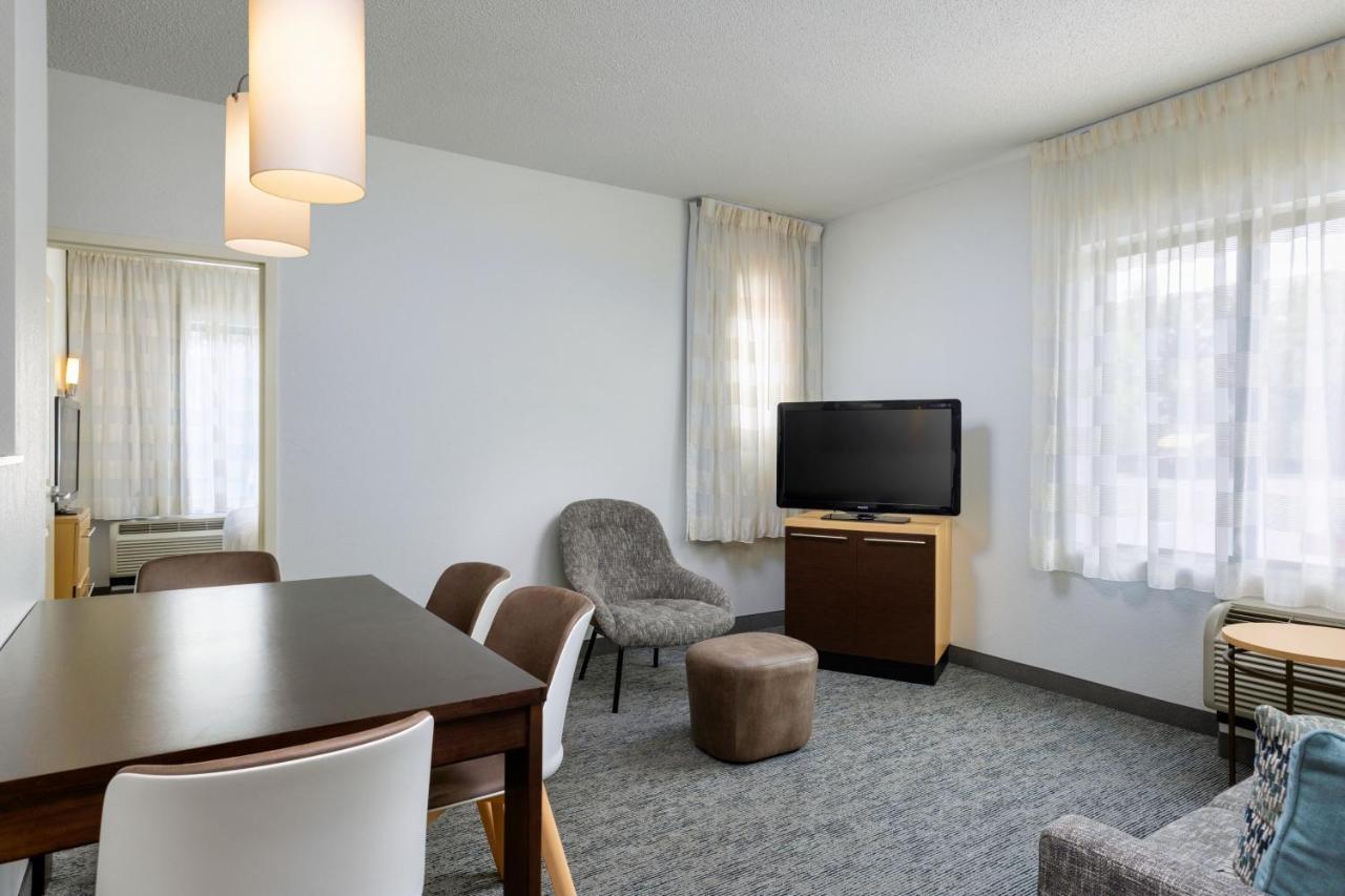 Towneplace Suites By Marriott York Exterior foto