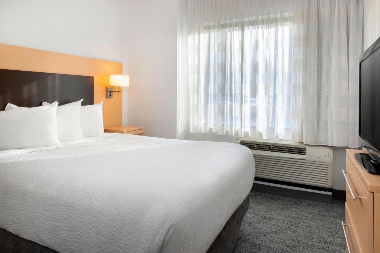 Towneplace Suites By Marriott York Exterior foto