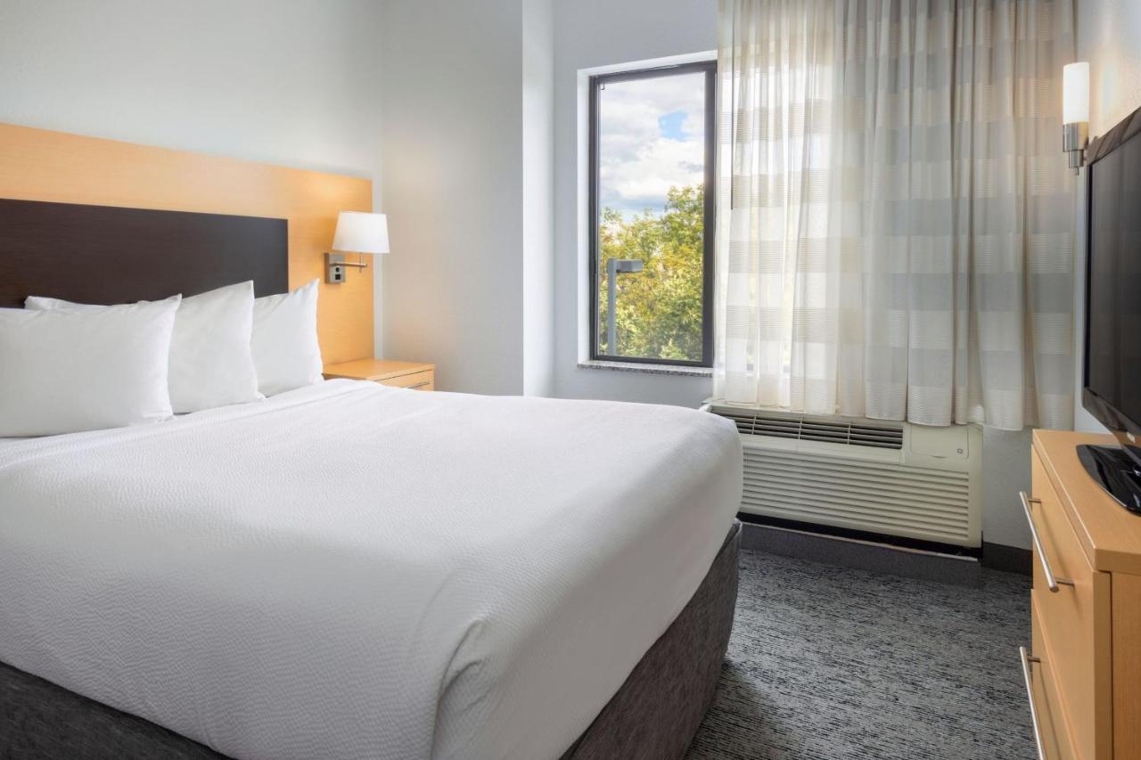 Towneplace Suites By Marriott York Exterior foto